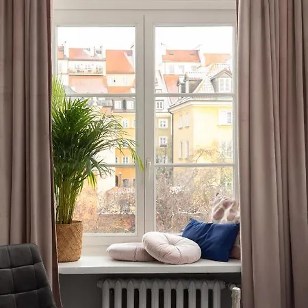 Movo Old Town * Warsaw